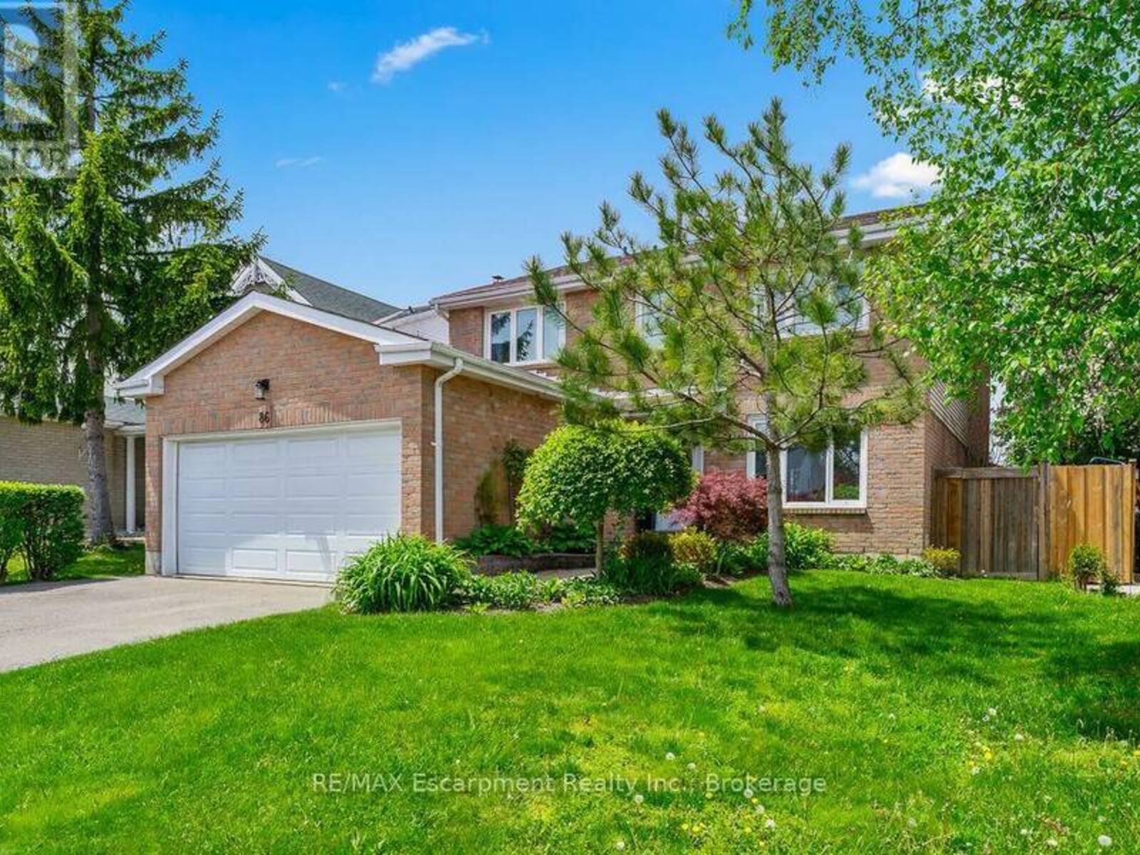 86 NORTHAMPTON STREET, Brampton, Ontario L6S 3Y7