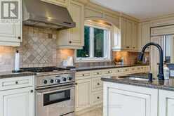 2372 CARRINGTON PLACE | Oakville Ontario | Slide Image Sixteen