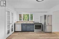 374 SPRUCE STREET | Oakville Ontario | Slide Image Seventeen