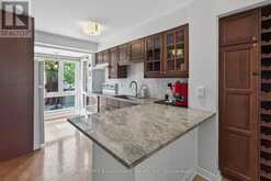 425 - 895 MAPLE AVENUE | Burlington Ontario | Slide Image Eight