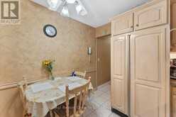193 HUXLEY AVENUE S | Hamilton Ontario | Slide Image Thirteen