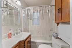 193 HUXLEY AVENUE S | Hamilton Ontario | Slide Image Twenty-one