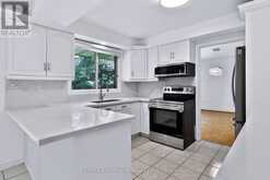 30 BIRKBANK DRIVE | Oakville Ontario | Slide Image Thirteen