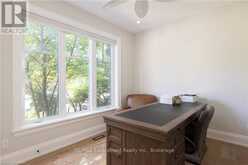 2195 COURTLAND DRIVE | Burlington Ontario | Slide Image Sixteen