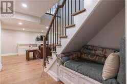 2195 COURTLAND DRIVE | Burlington Ontario | Slide Image Twenty-two