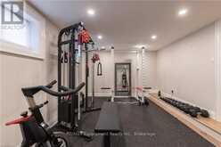 2195 COURTLAND DRIVE | Burlington Ontario | Slide Image Twenty-six