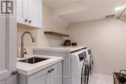 2195 COURTLAND DRIVE | Burlington Ontario | Slide Image Twenty-seven