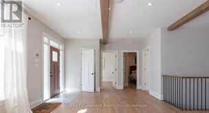 2195 COURTLAND DRIVE | Burlington Ontario | Slide Image Four