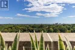 PH1 - 60 OLD MILL ROAD | Oakville Ontario | Slide Image Twenty-eight