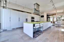 125 GEORGE STREET | Oakville Ontario | Slide Image Eighteen