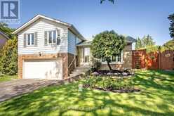 2454 WOKING CRESCENT | Mississauga Ontario | Slide Image Two