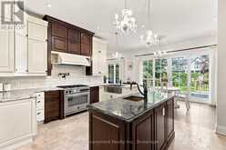 2073 DERAMORE DRIVE | Oakville Ontario | Slide Image Twelve