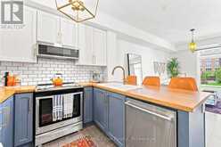 220 - 5317 UPPER MIDDLE ROAD | Burlington Ontario | Slide Image Five