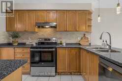 2408 COHO WAY | Oakville Ontario | Slide Image Sixteen