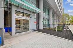 208 NT - 99 BROADWAY AVENUE | Toronto Ontario | Slide Image Four