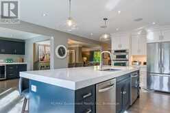 278 CAROLYN DRIVE | Oakville Ontario | Slide Image Sixteen