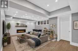 528 WELLINGTON CRESCENT | Oakville Ontario | Slide Image Twenty-eight