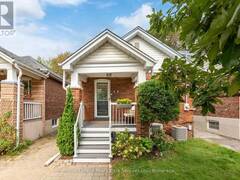 12 NEWMARKET AVENUE Toronto Ontario, M4C 1V7