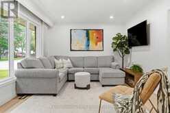 131 WEST 34TH STREET | Hamilton Ontario | Slide Image Three