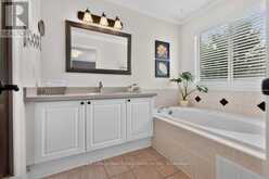 2300 OWLRIDGE DRIVE | Oakville Ontario | Slide Image Twenty