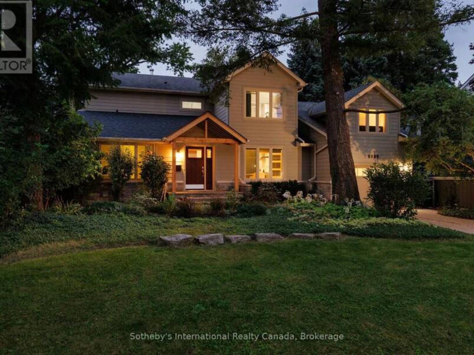 1318 ARIO ROAD, Oakville, Ontario L6J 2S4
