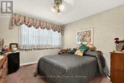 2013 DERAMORE DRIVE | Oakville Ontario | Slide Image Fifteen