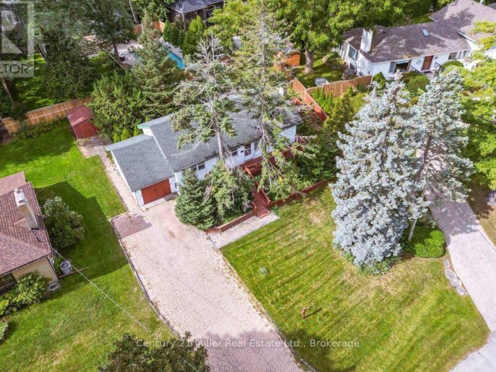 2013 DERAMORE DRIVE, Oakville, Ontario L6J 2P6
