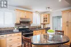 1237 REDBANK CRESCENT | Oakville Ontario | Slide Image Nine