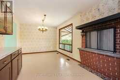 5197 CHERRYHILL CRESCENT | Burlington Ontario | Slide Image Eleven