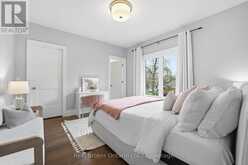 2541 KATE COMMON | Oakville Ontario | Slide Image Twenty-three