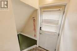 354 EAST 37TH STREET | Hamilton Ontario | Slide Image Seventeen