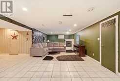 354 EAST 37TH STREET | Hamilton Ontario | Slide Image Nineteen