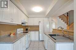 2155 REDSTONE CRESCENT | Oakville Ontario | Slide Image Fifteen