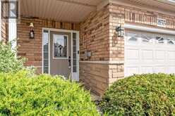 2155 REDSTONE CRESCENT | Oakville Ontario | Slide Image Two