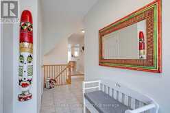2155 REDSTONE CRESCENT | Oakville Ontario | Slide Image Four