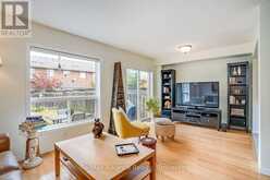 2155 REDSTONE CRESCENT | Oakville Ontario | Slide Image Nine