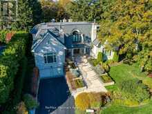 138 DIANNE AVENUE | Oakville Ontario | Slide Image Two