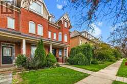 272 GLENASHTON DRIVE | Oakville Ontario | Slide Image Two