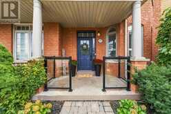 272 GLENASHTON DRIVE | Oakville Ontario | Slide Image Three
