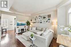 272 GLENASHTON DRIVE | Oakville Ontario | Slide Image Four