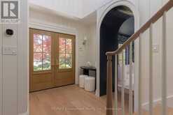 130 EDGECLIFFE PLACE | Burlington Ontario | Slide Image Four