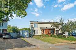 94 FIELDGATE DRIVE | Ottawa Ontario | Slide Image Two