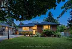 465 FOURTH LINE | Oakville Ontario | Slide Image One