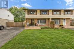 10 GOLDFINCH ROAD | Hamilton Ontario | Slide Image Two