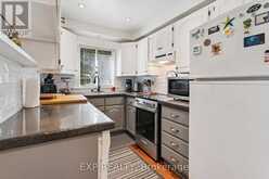 195 MAPLE STREET | Bracebridge Ontario | Slide Image Nine