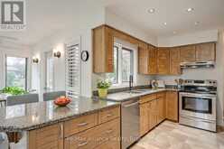 31 MEANDER CLOSE | Hamilton Ontario | Slide Image Ten