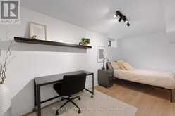 505 BURLINGTON AVENUE | Burlington Ontario | Slide Image Thirty-eight