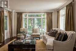 1073 LAKESHORE ROAD E | Oakville Ontario | Slide Image Nineteen