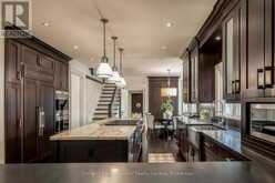 1073 LAKESHORE ROAD E | Oakville Ontario | Slide Image Nine