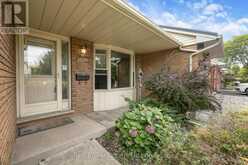 1091 STEPHENSON DRIVE | Burlington Ontario | Slide Image Three